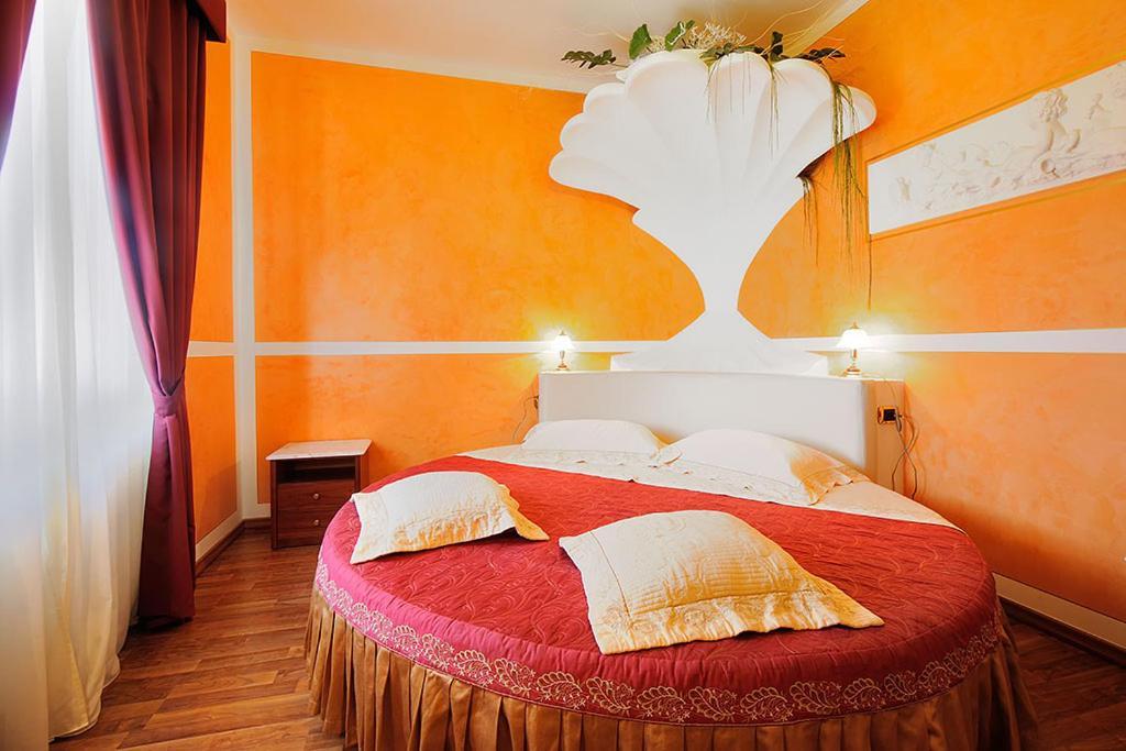 Hotel Benessere Villa Fiorita Colfiorito Kültér fotó