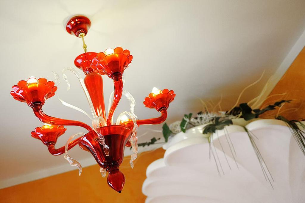 Hotel Benessere Villa Fiorita Colfiorito Kültér fotó