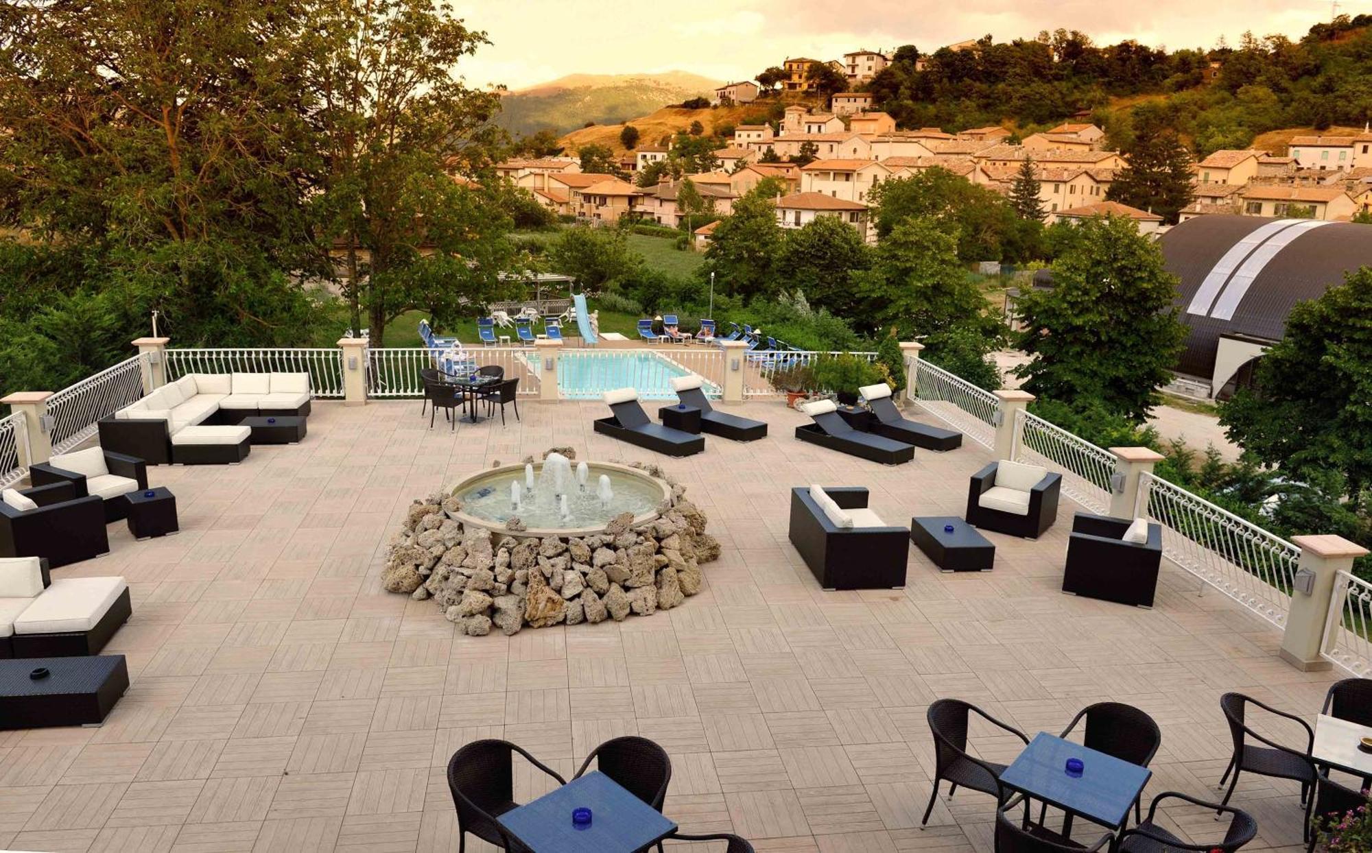 Hotel Benessere Villa Fiorita Colfiorito Kültér fotó